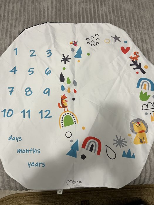 Ігровий килимок Momi з дугами для підвісних іграшок+ килимок для фото