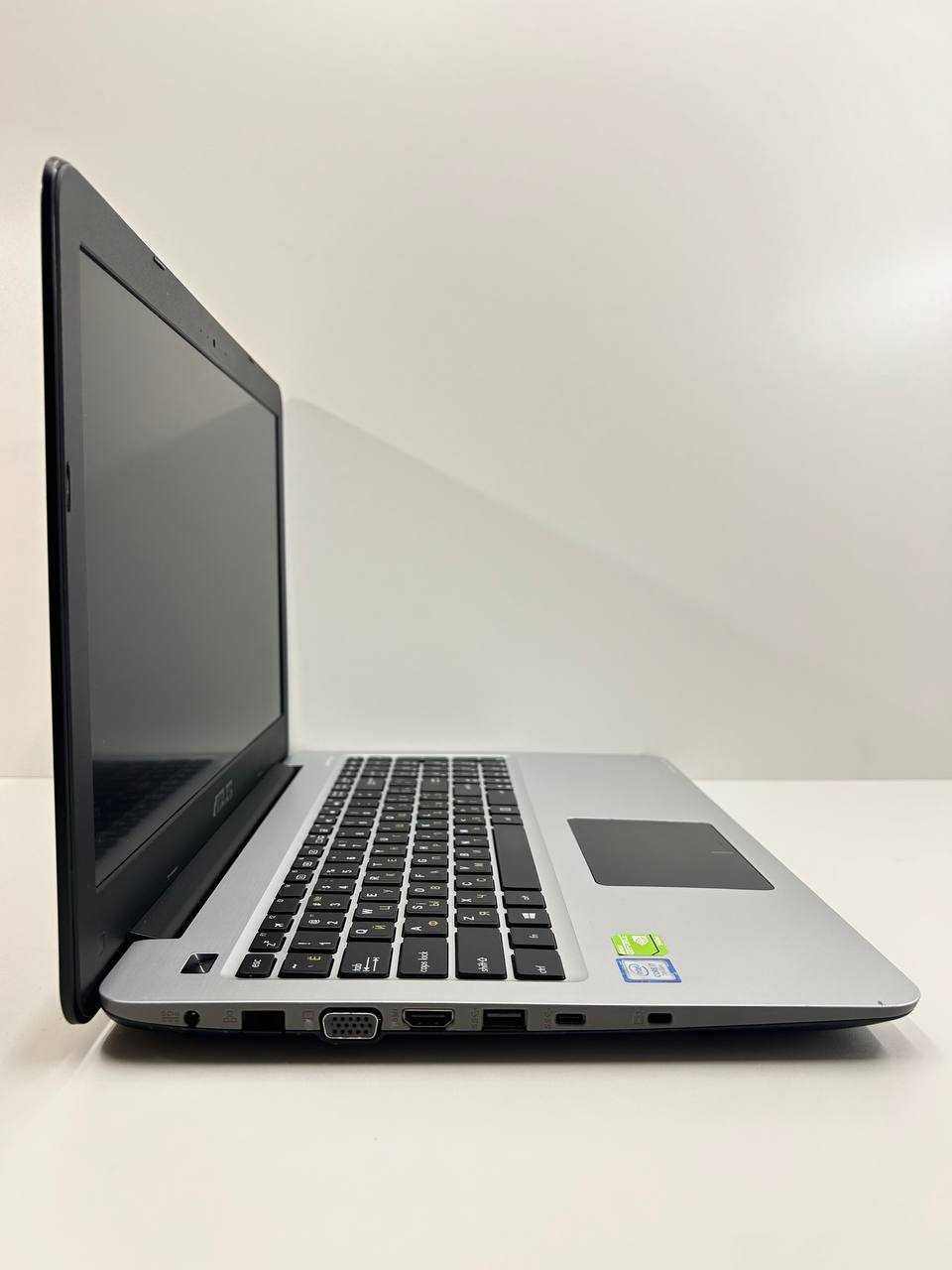 Ноутбук Asus X556UQ (15,6"/i7-7500U/16GB/480GB)