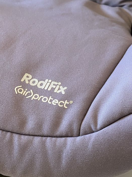 Дитяче авто крісло Maxi-Cosi