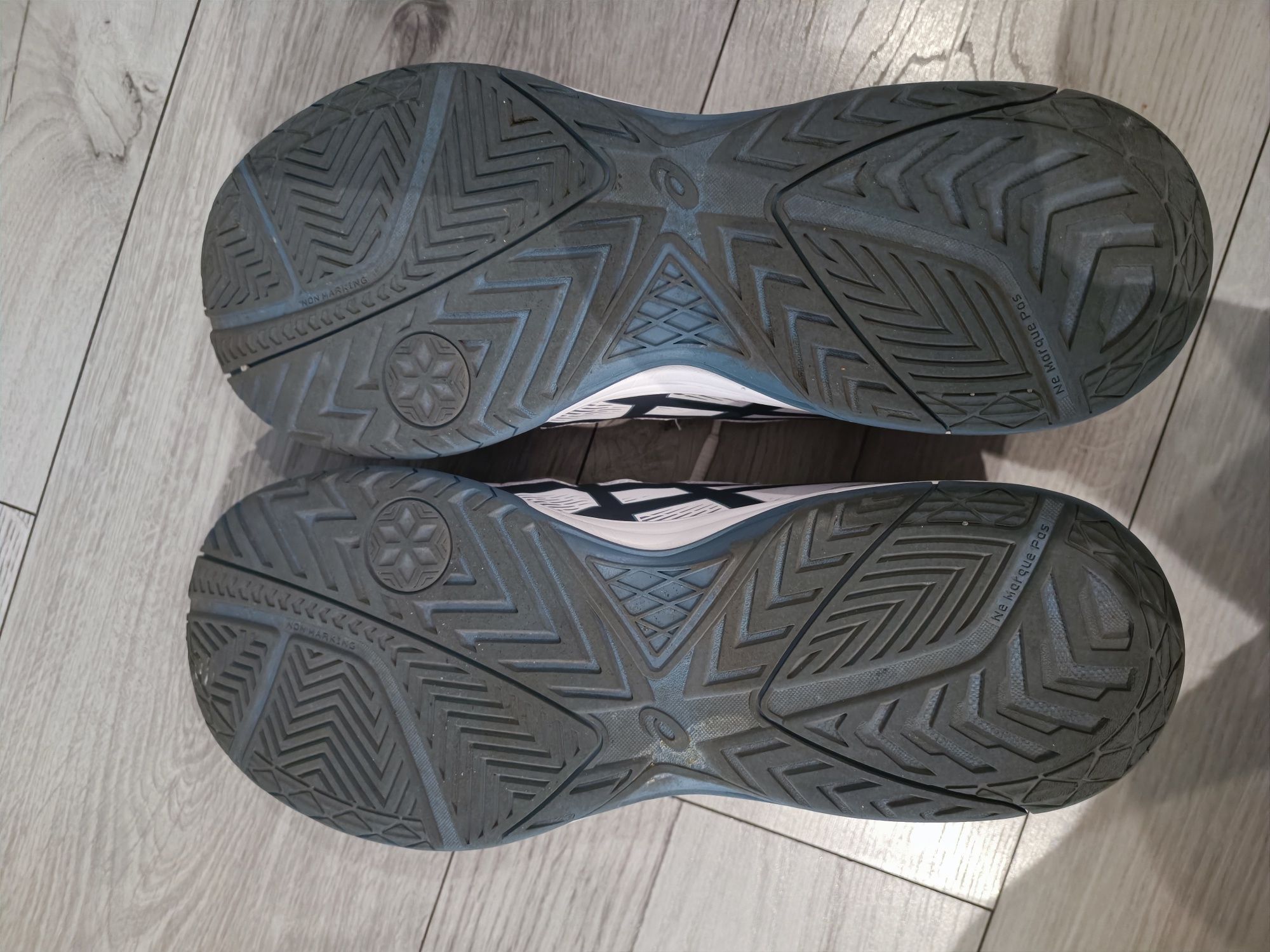 Buty Asics Court Slide 3, rozm. 44,5