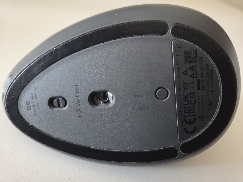 Rato Logitech MX Vertical (Como novo), inclui bolsa de proteção