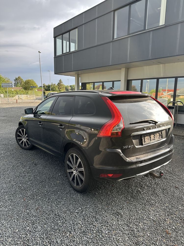 VOLVO XC 60 automat