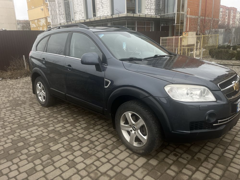 Автомобіль