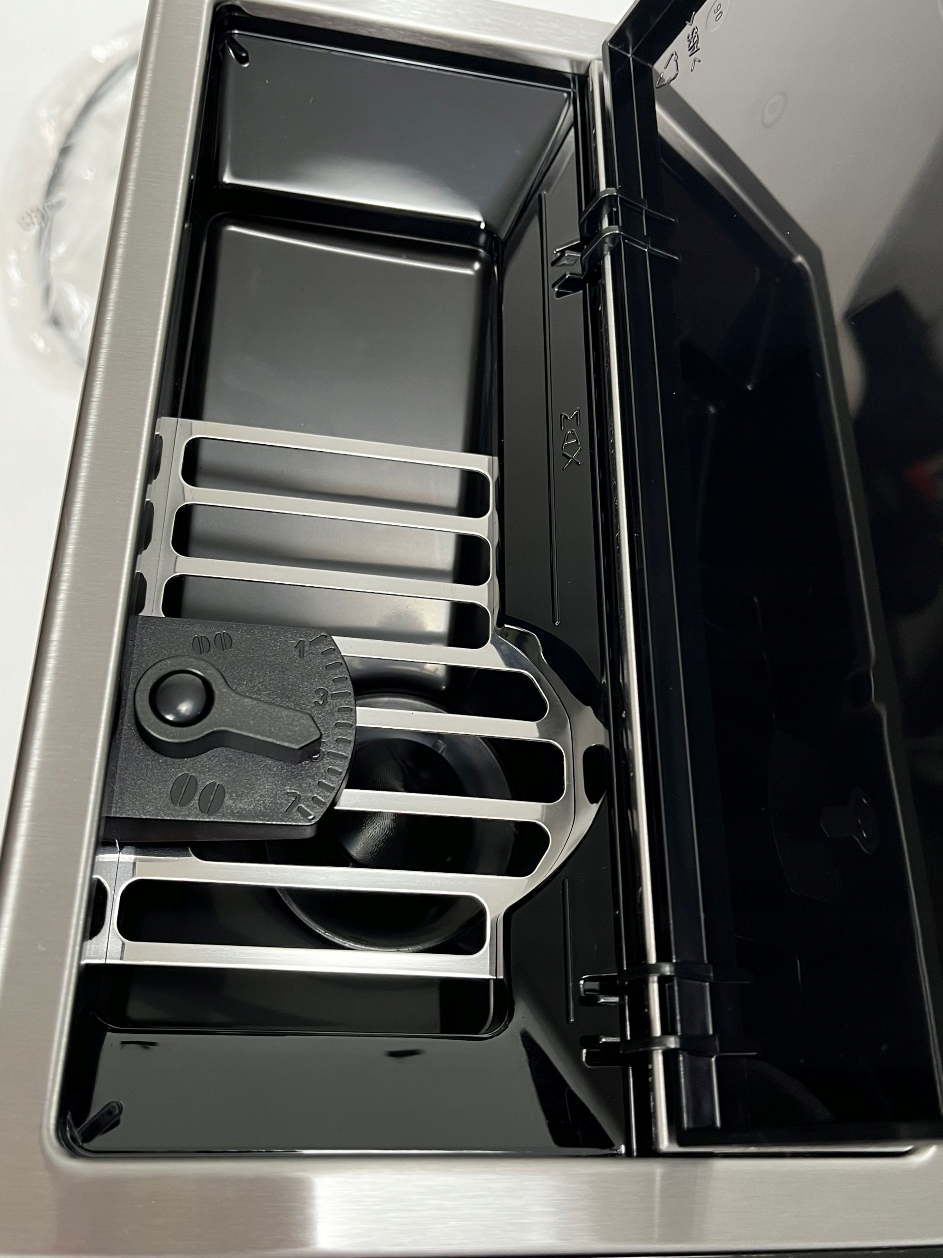 Automatyczny ekspres ciśnieniowy De'Longhi Primadonna Exclusive 1450 W