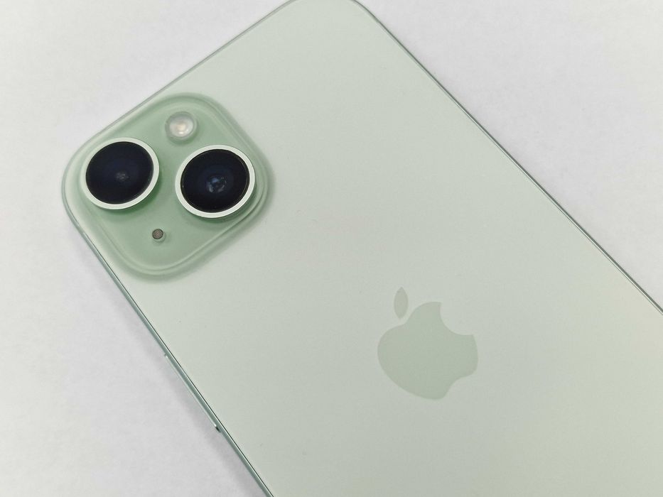 Iphone 15 128GB/ Green/ Zielony/ Bateria 87%/ Grade B+ + ładowarka