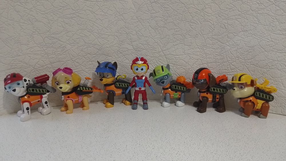 Маршал,Скай,Рокки,Крепыш,Гонщик,Зума,Райдер Щенячий патруль