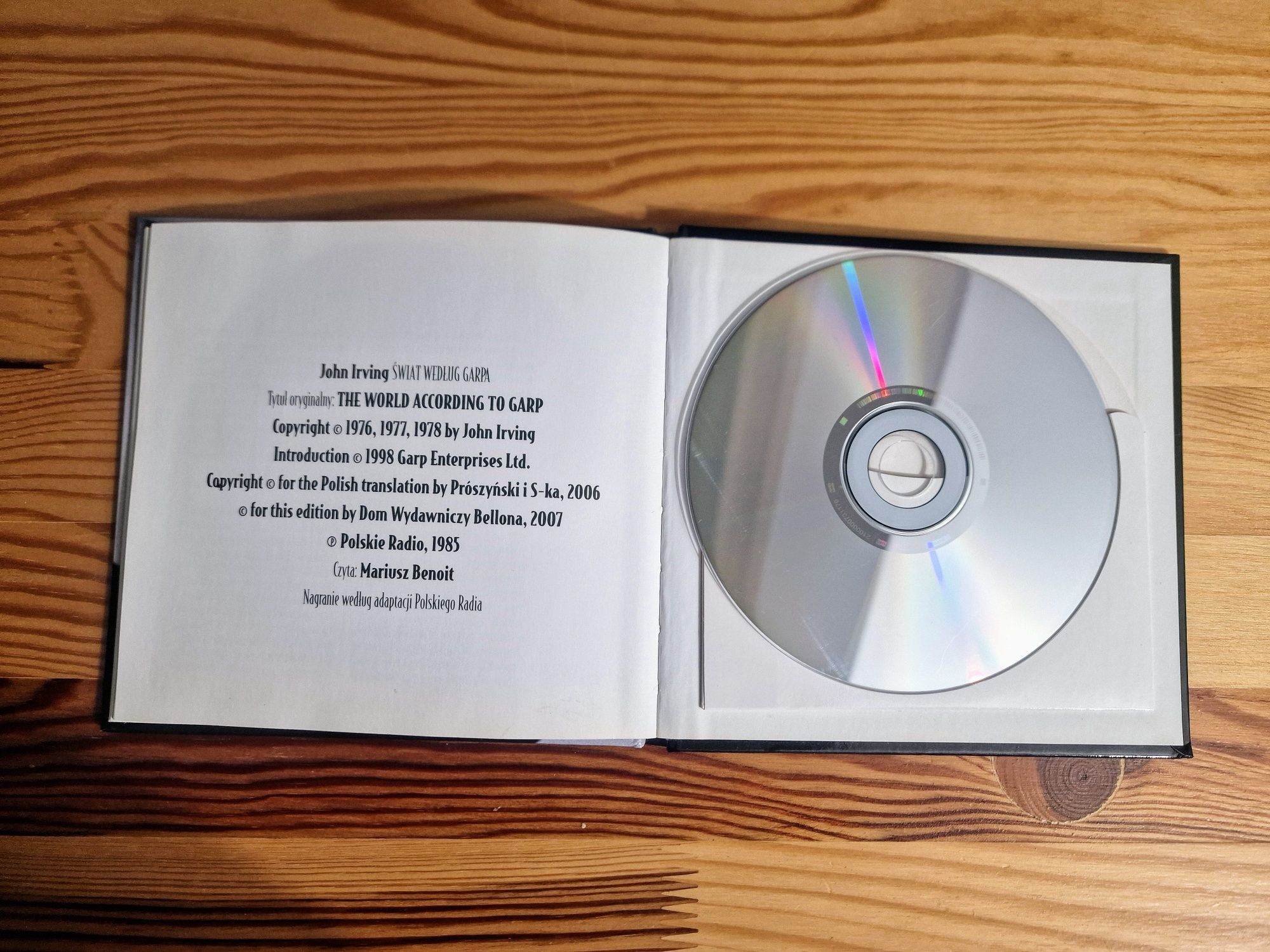 Audiobook Świat Według Garpa, John Irving - czyta Mariusz Benoit