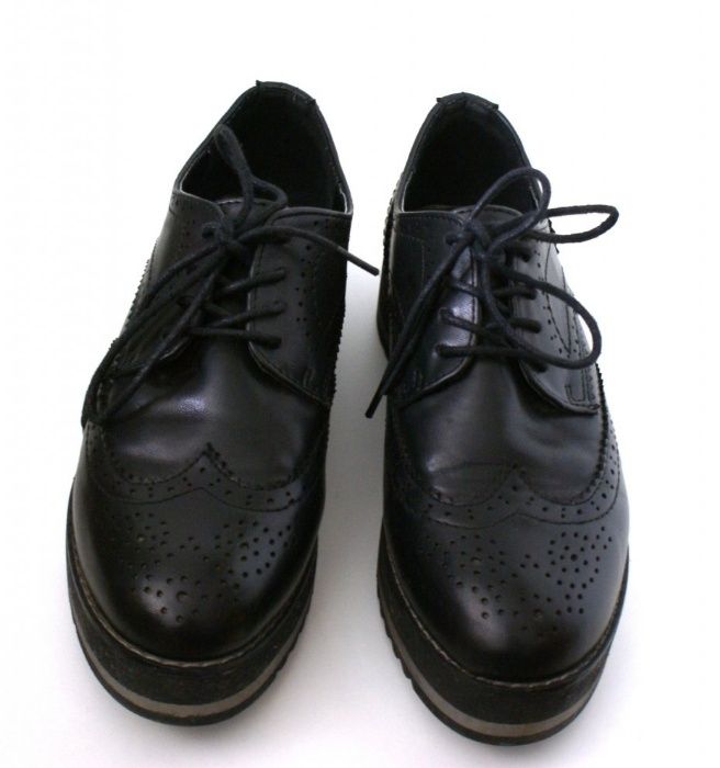 Czarne buty Jazzówki na koturnie jak nowe