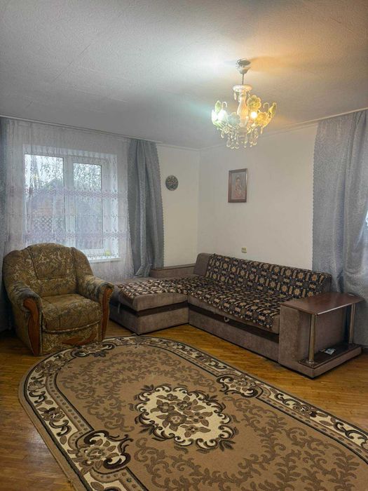 ПОДОБОВА Оренда: 2-х кімнатна квартира с. Сапіжанка