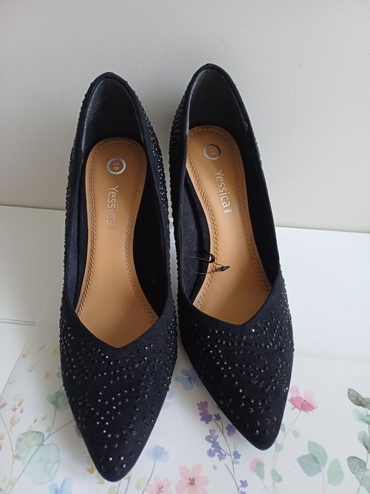 Buty na obcasie szpilki