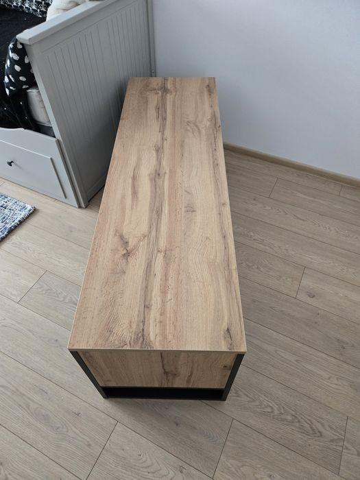 Szafka pod telewizor