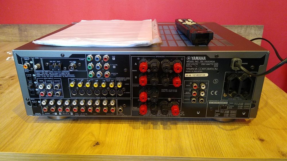 Amplituner Yamaha RX-V620RDS
