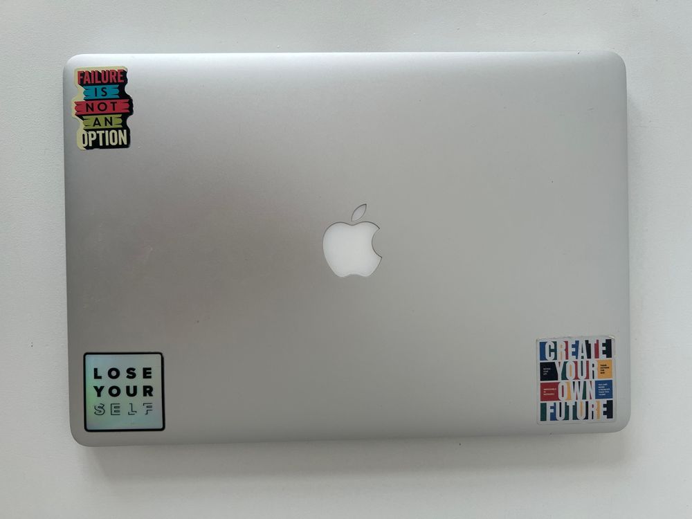 Macbook pro 15” 2015 i7 16gb