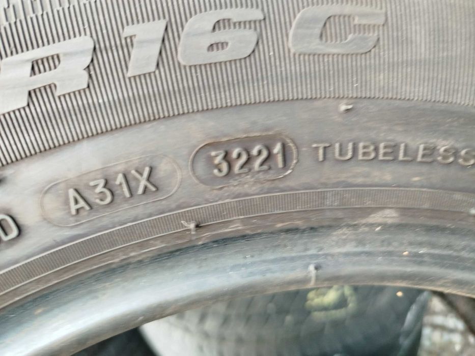 Opona używana 215/65R16C BFGoodrich Activan  Winter 1szt.