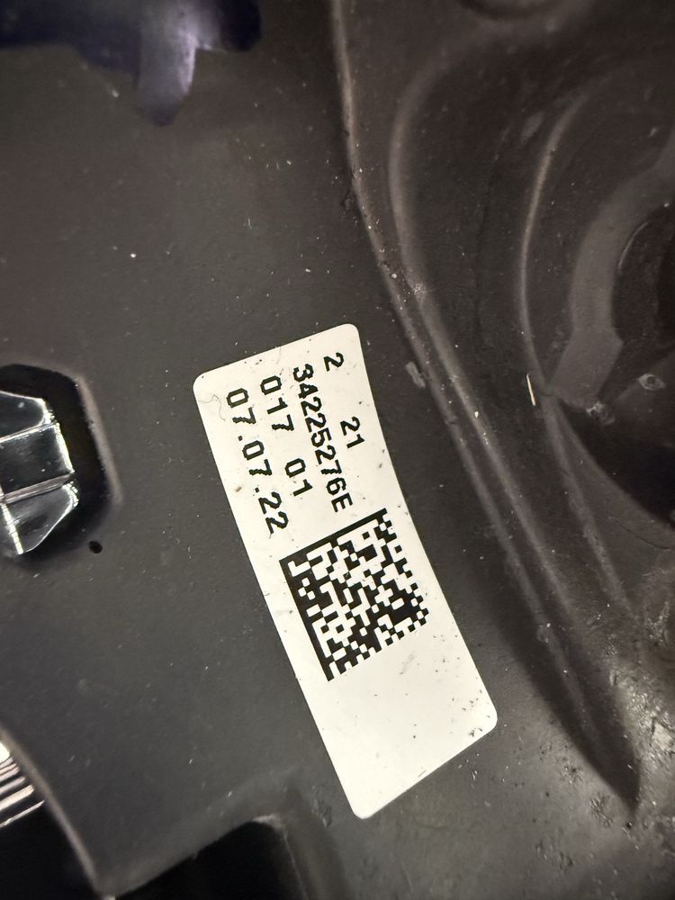 Volvo XC40 C40 kierownica skórzana jak nowa