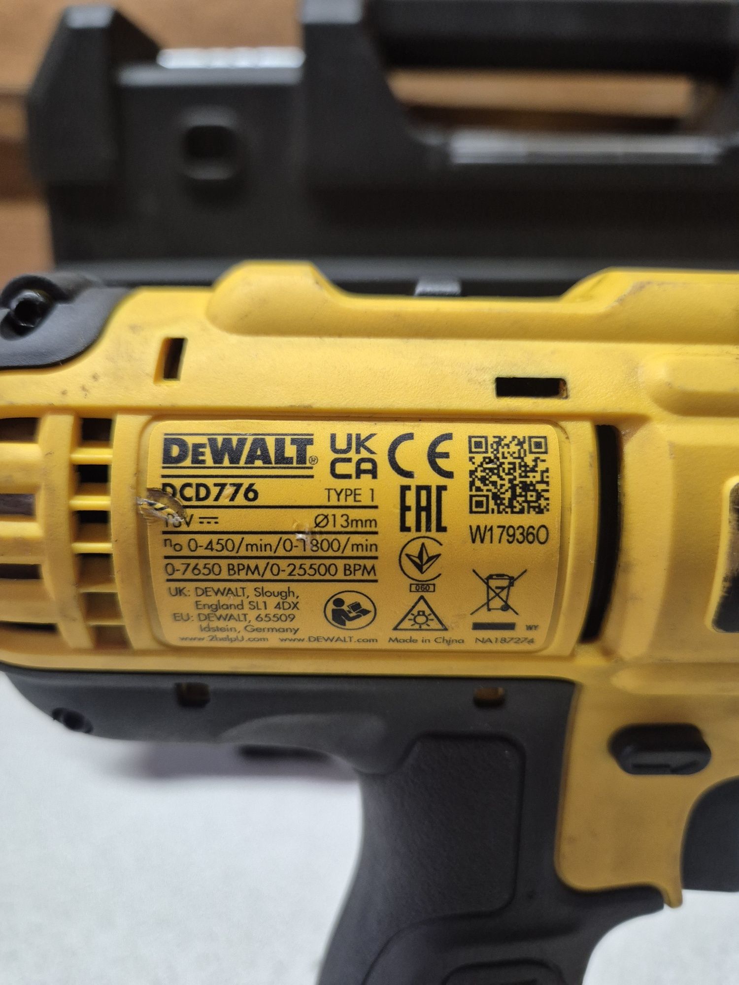 DeWalt Wkrętarka Udarowa +Aku+ Walizka
