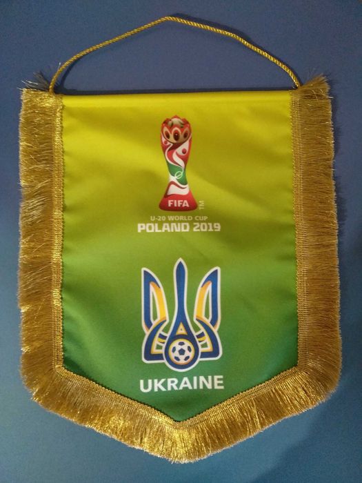 Вымпел. Футбол. Украина 1991. Израиль 1993. Германия 1997. Польша 2000