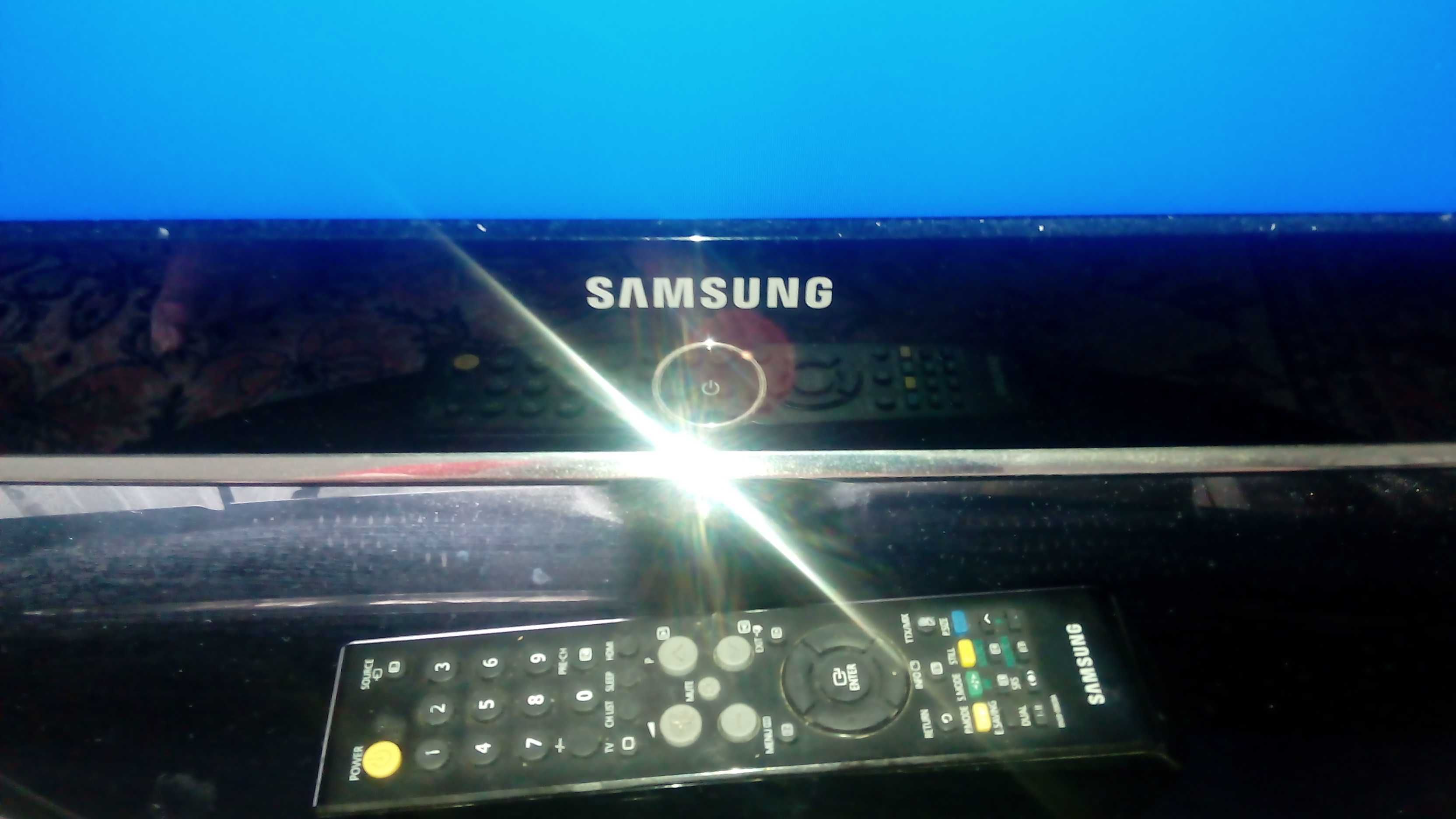 Telewizor Samsung LE32S81B plus komputer stacjonarny