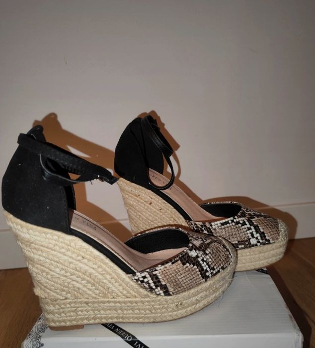 Espadryle na koturnie