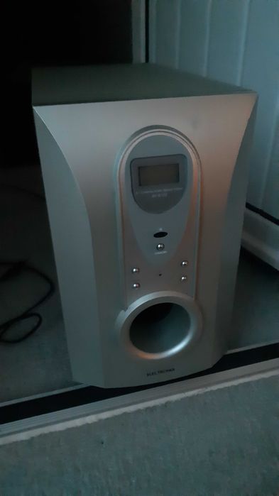 subwoofer activo electronica 5.1 AV 6102