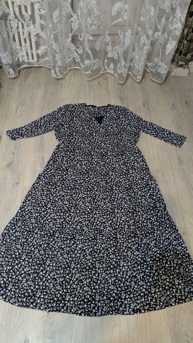 Плаття великого розміру на високу дівчину