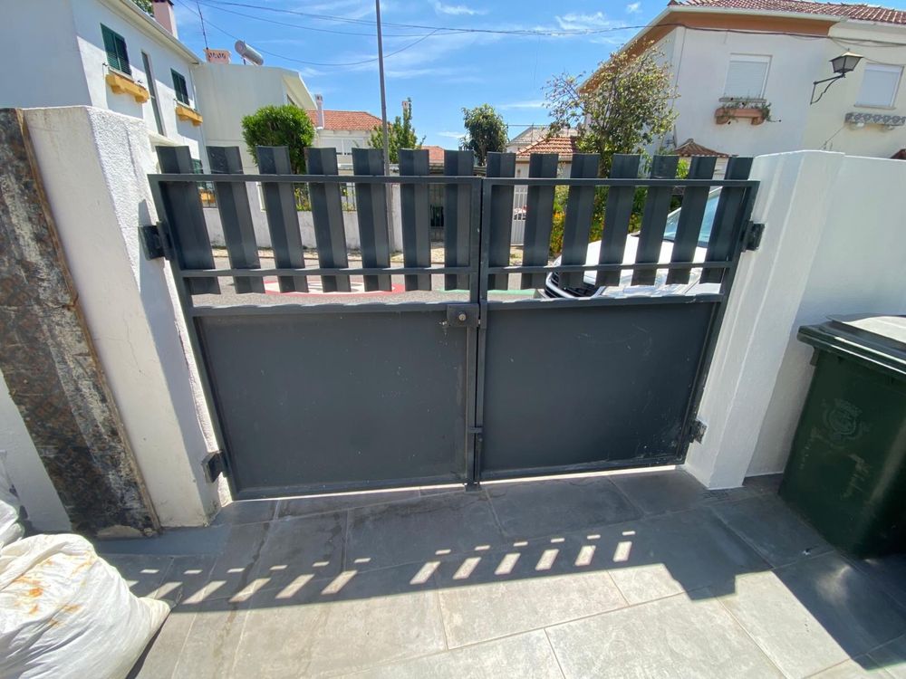 Vendo Portao Lacado Cinzento