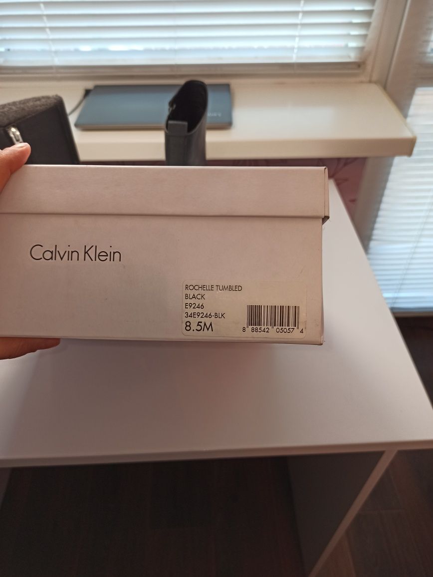 Ботинки женские Calvin Klein