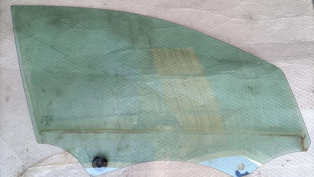 Peugeot 308 II, vidro frente e traz direita