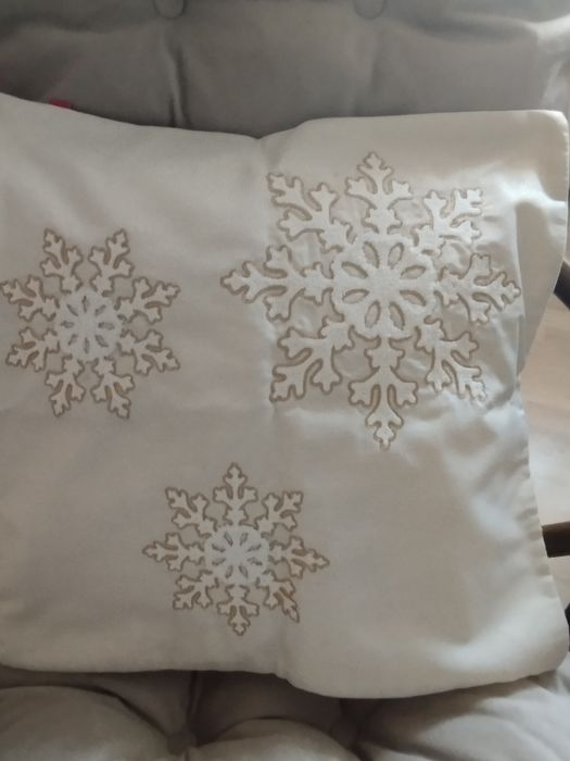 Poszewki świąteczne na poduszki z home &yuo