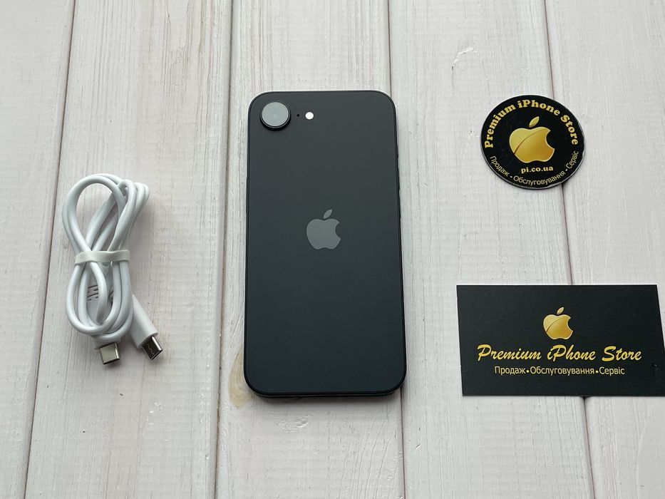 Як новий Apple iPhone 16e 128gb Black Neverlock США