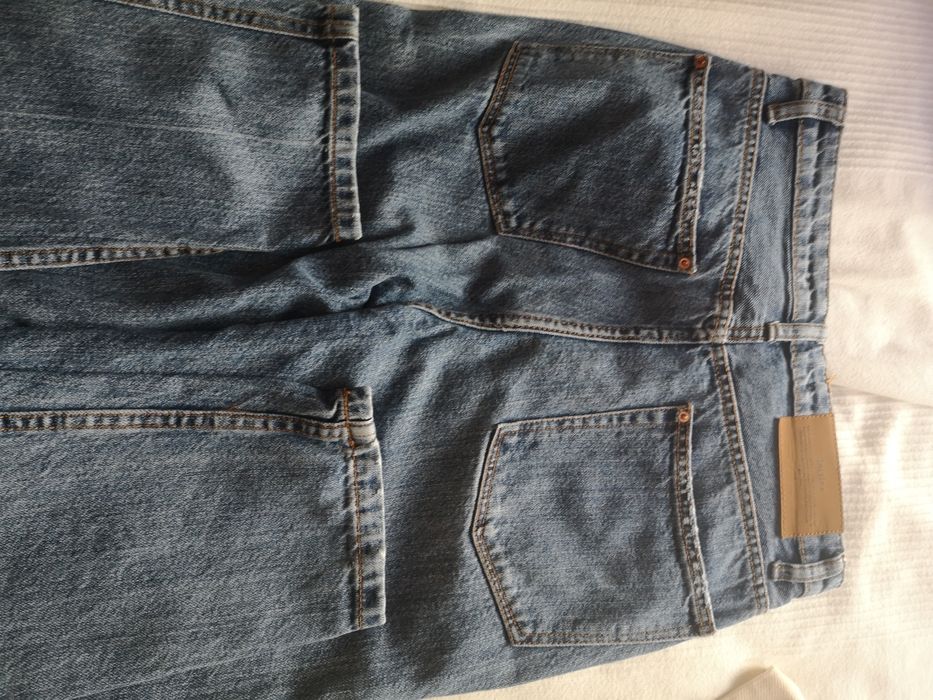 Calças mom fit lefties