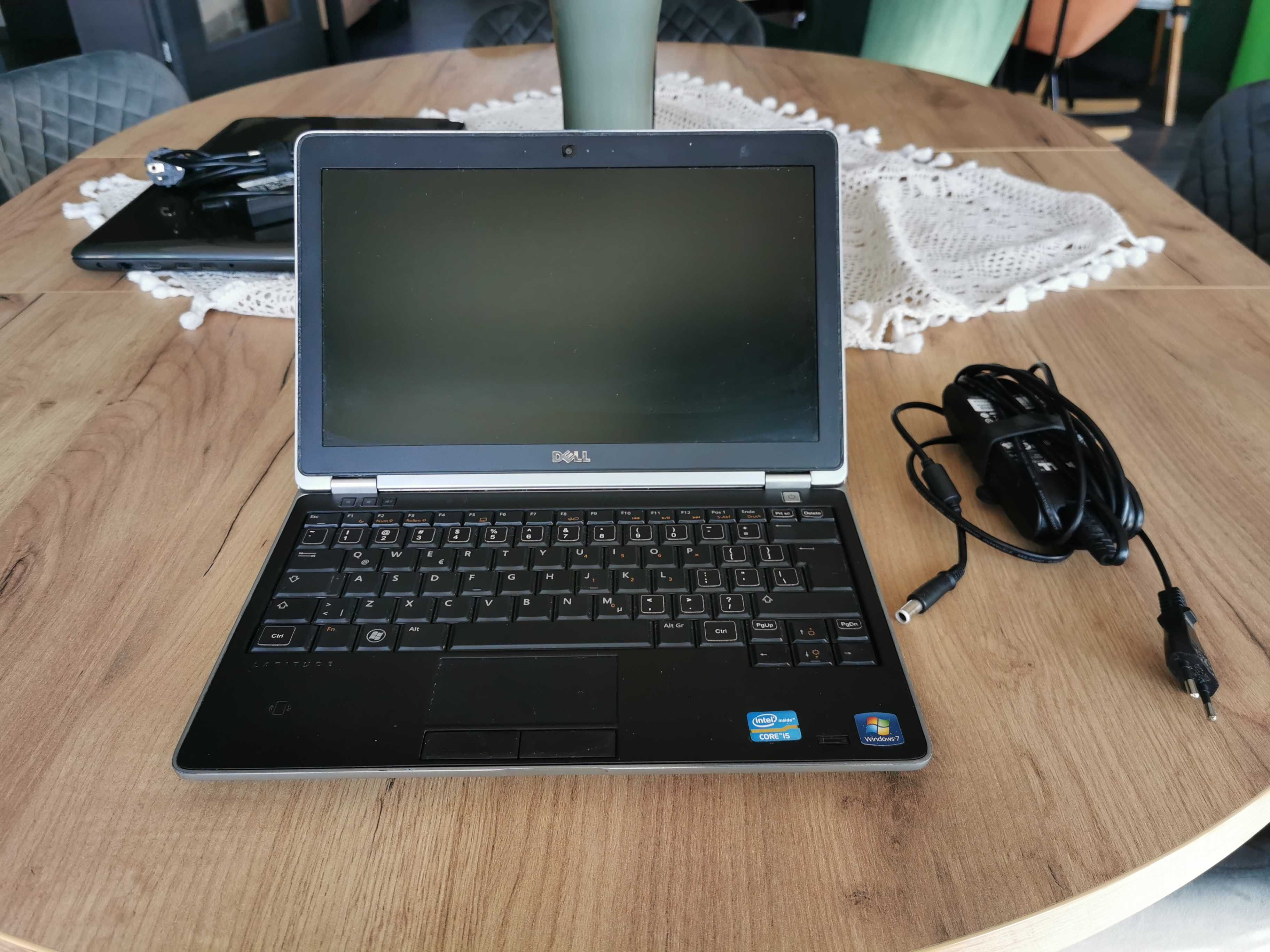 Dell Latitude E6220