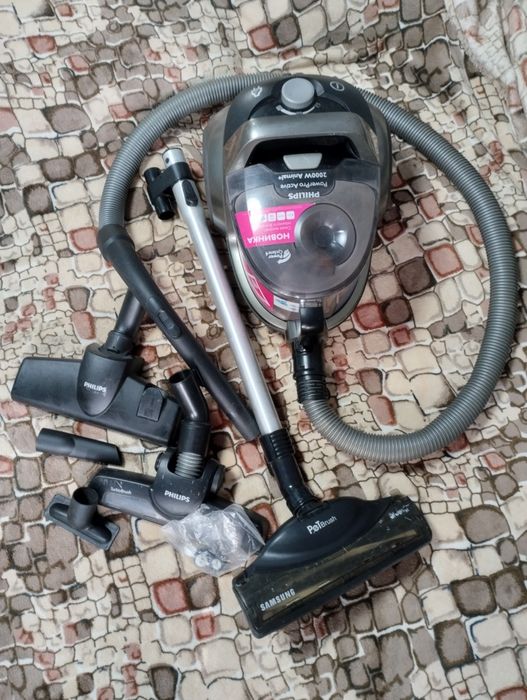 Пилосос PHILIPS FC 8634/01 FC8634/01
Технологія PowerCyclone 4 ми