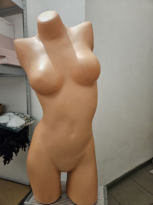 Manekin tors damski