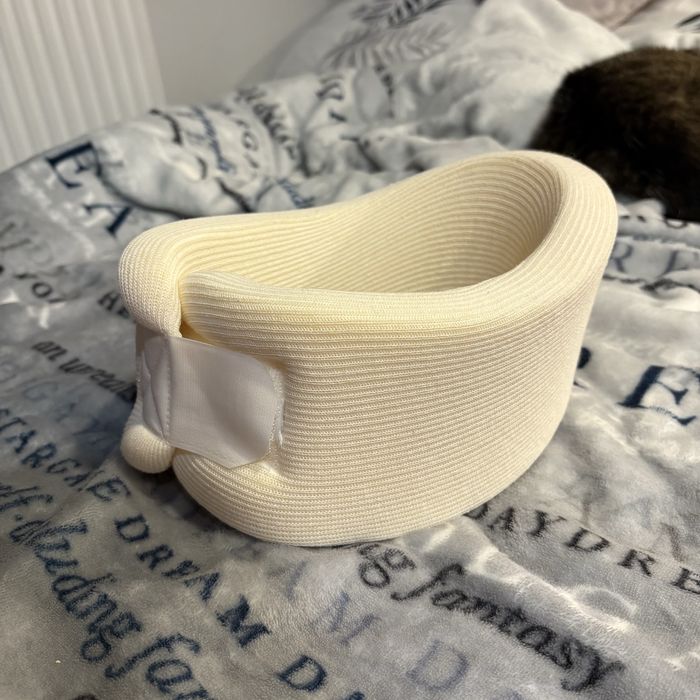 kolnierz ortopedyczny