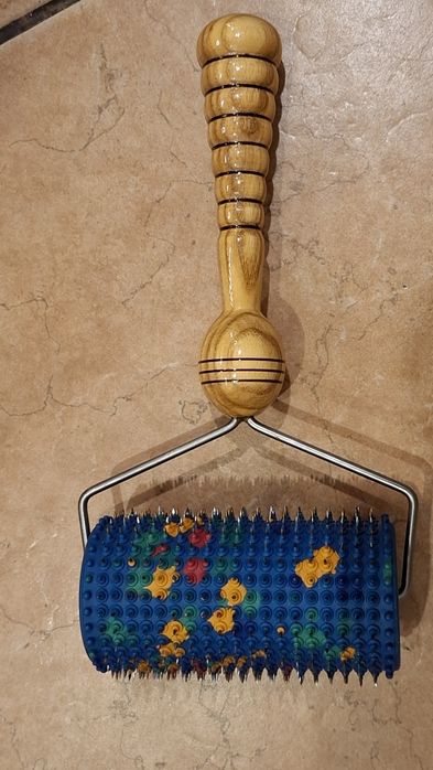 Wałek do masażu i akupunktury