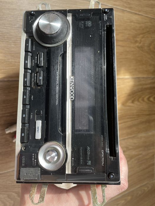 Kenwood DPX701U 3 RCA,USB,AUX 60x4 watt