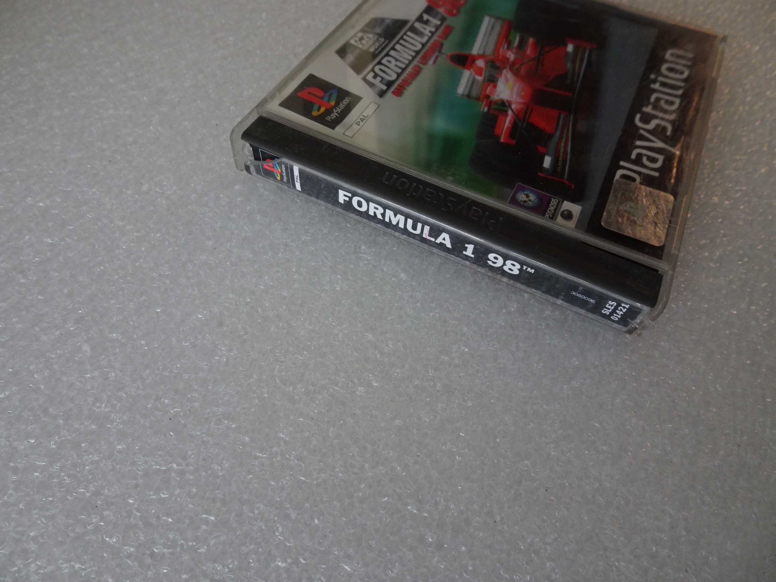 Jogo Playstation 1 - PS1 Fórmula 1 98 - Officially Licensed Game