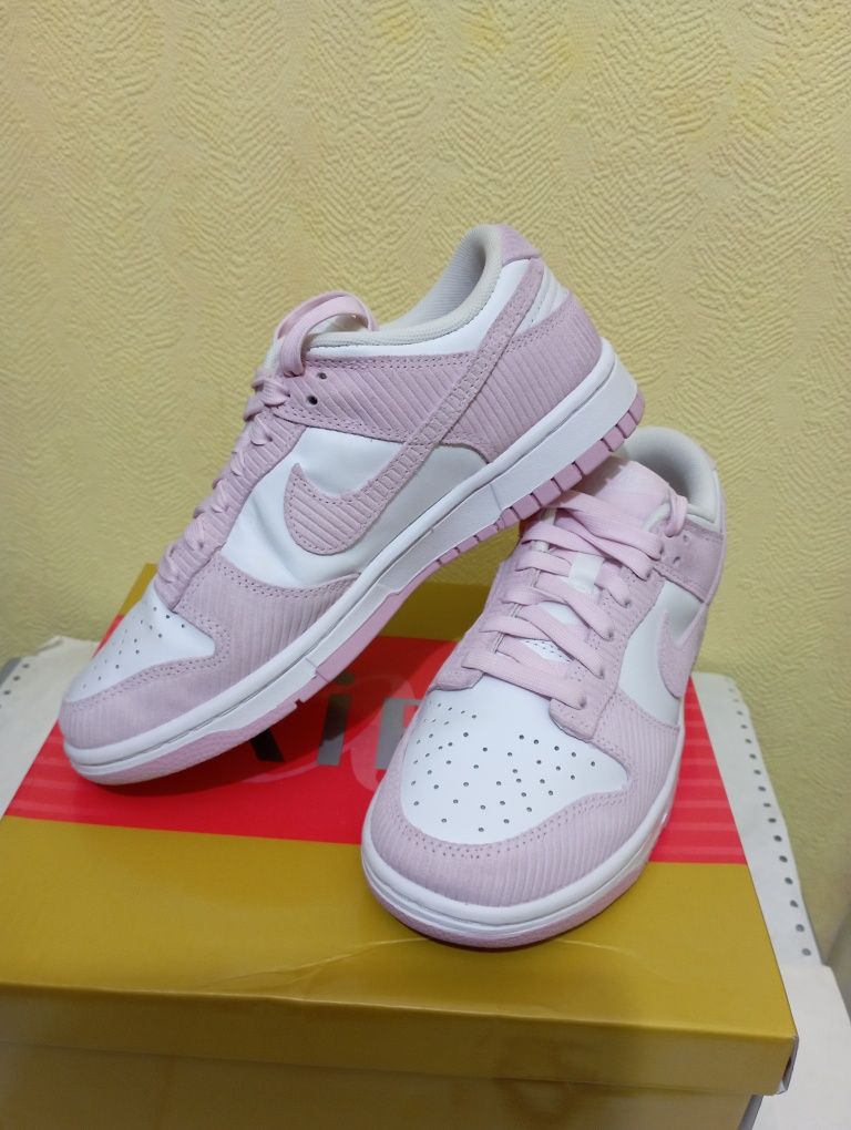 Женские кроссовки Nike Dunk Low Pink Corduroy, новые,  100% оригинал