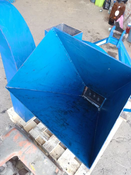 Продаю подрібнювач гілок