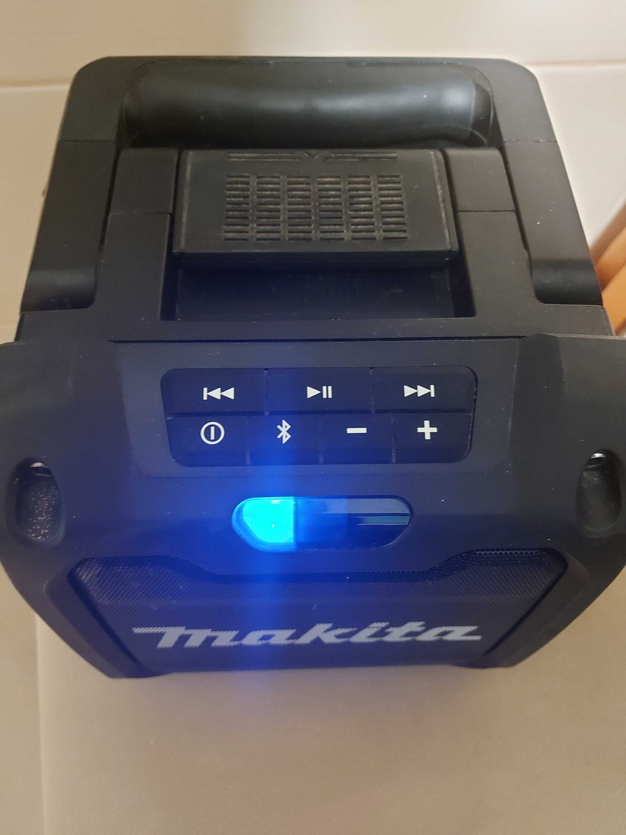 Głośnik bezprzewodowy Makita DMR200 bluetooh plus bateria 3.OAH 18 V