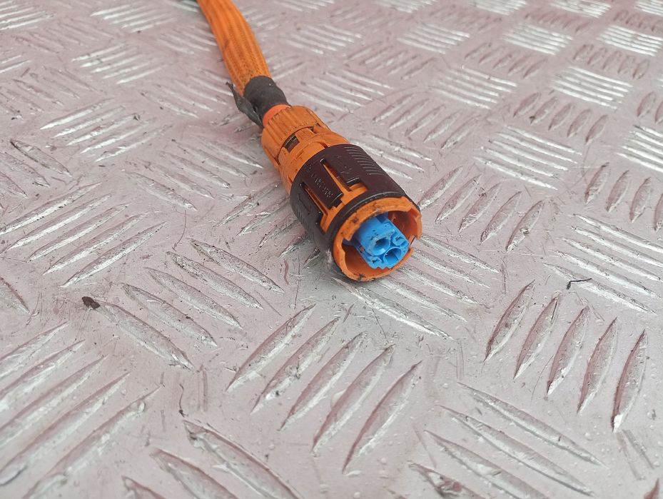 Зарядний кабель BMW X5 G05 Провод зарядный БМВ Х5 Г 05 Разборка g05