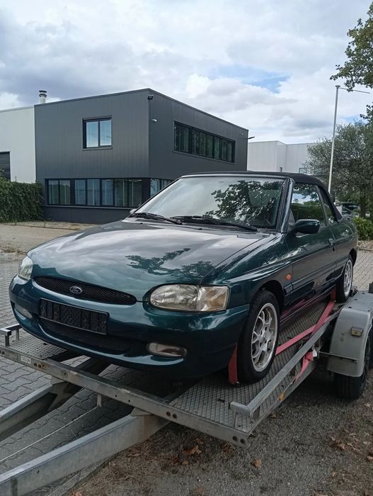 Ford Escort Super Escort 1.8 XR3i Rezerwacja