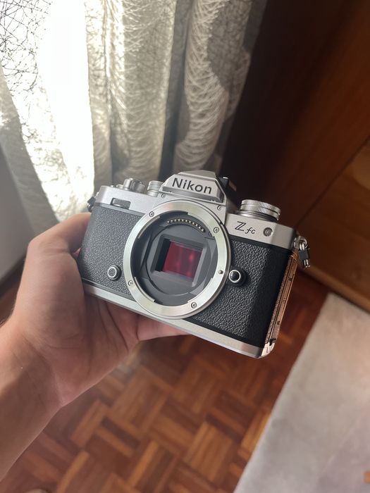 Nikon ZFC Como Nova