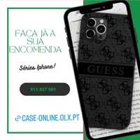 Capa Silicone Guess P/ iPhone 13 Pró  -24h