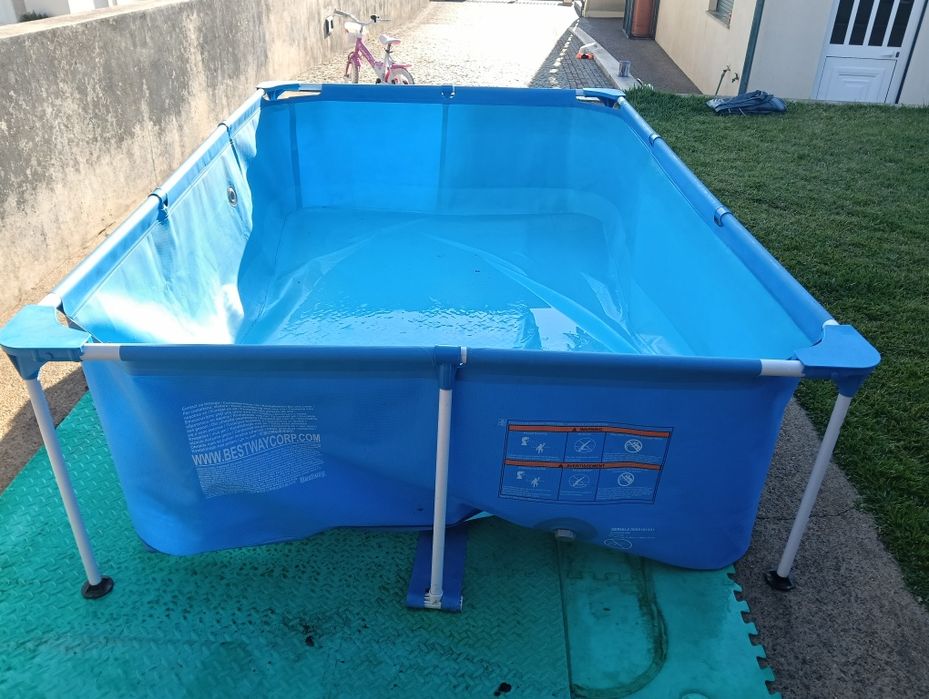 Vendo piscina + motor 2.59/1.60/61