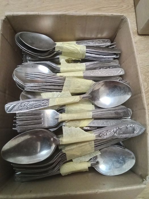 Ложки. Вилки. Виделки.  Нержавіючі. 15грн - шт.