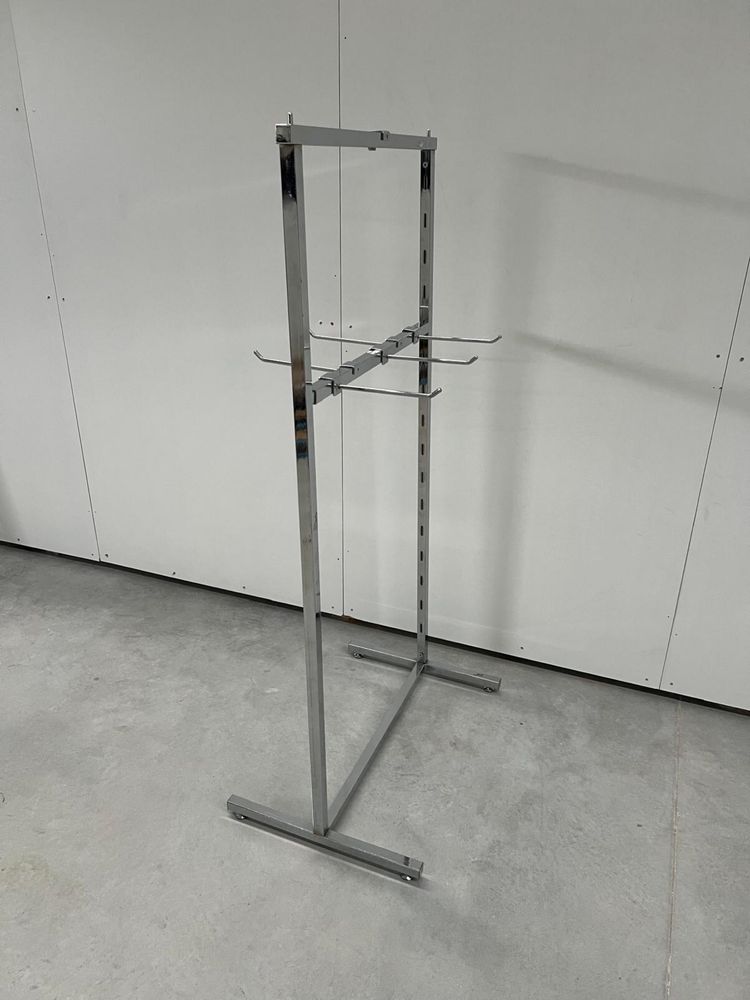 Expositor vestuario