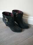Botki, buty Tommy Hilfingera