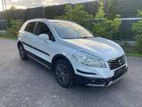 Suzuki SX4 S-Cross 1.6 benz 4WD Panorama/Kamera
